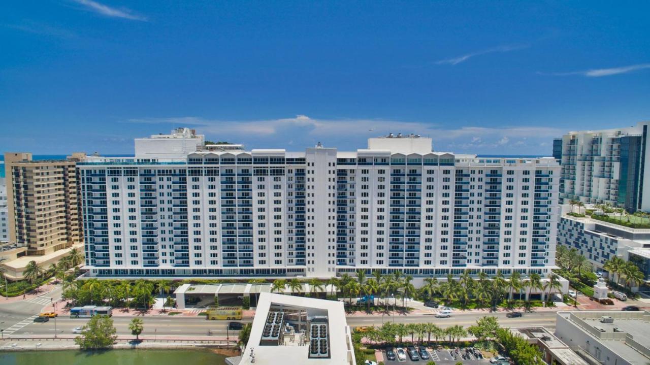 1 Hotel & Homes Miami Beach Oceanfront Residence Suites By Joe Semary Exterior photo